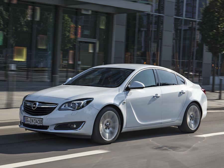  Opel Insignia 2013 года  (фото 7 из 11)
